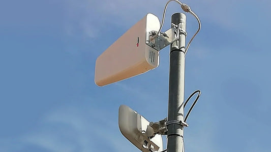 Improving Mobile Signal in an Electronics Shop in Italy